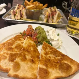 Quesadilla, club sandwich