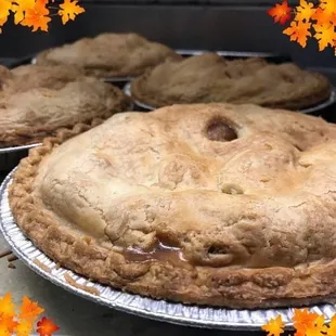 Looks like caramel apple pie