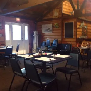 Nautical feel with no bodies of water anywhere nearby