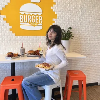 Nicole R.