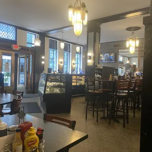 Front desk/pies