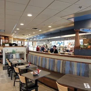 Dinning Room and Pastry Shop