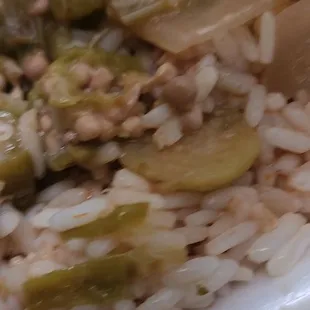 You can see no sauce on rice