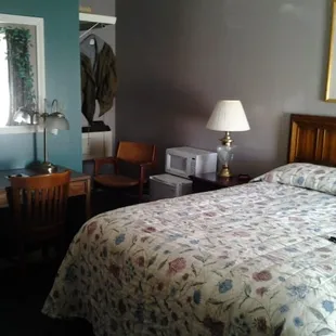 Non-smoking Queen room #3