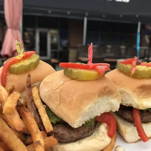 Burger week 2018 - Roasted Red Pepper and Hatch Chili Sliders. They were ok.