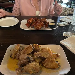 food, fried chicken, bbq wings, poultry, fried chicken wings, chicken, bbq chicken, chicken wings and fried chicken, chicken wings