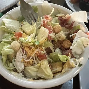 Pub side salad