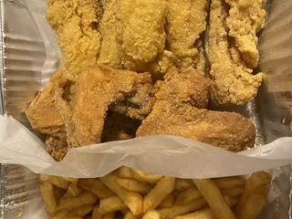 Golden’s Fish & Chicken