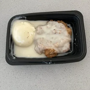 Chicken Fried Steak &amp; Mashed Potatoes with Gravy