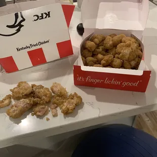 Popcorn Chicken Box RAW. No one&apos;s reaching out after the complain. This is insane!!