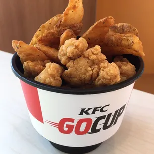 Popcorn chicken GO Cup
