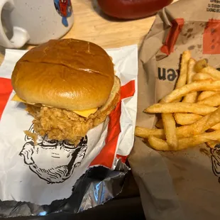 Classic Chicken Sandwich Combo