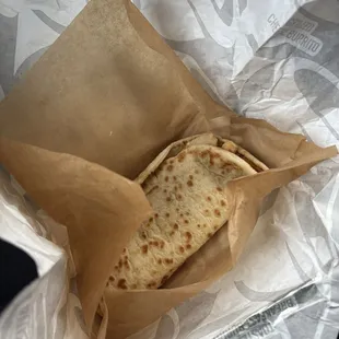 3 cheese chicken flatbread