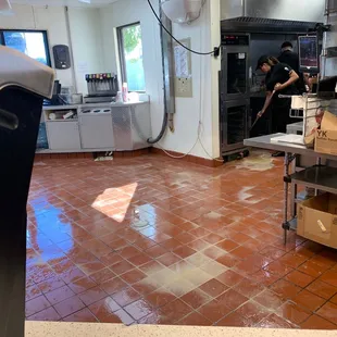 Looks like an oil cleanup. My order was delayed, then incomplete when I brought it home. Had to go back.