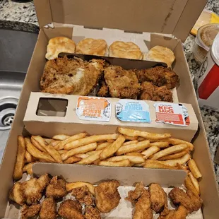 Filler box 4pc chicken 3 sauces fries and 12 nuggets