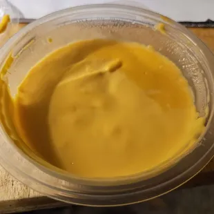 Cheese sauce very bland and tasteless as you see sauce looks separated