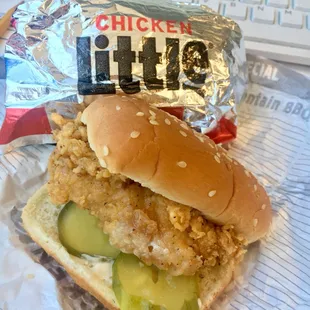 Pickle Fried Chix sandwich (No difference, Chix sandwich w/ pickles)  I like pickles :)
