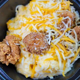 Mac and cheese chicken bowl. Yum!