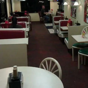 Nice place to eat KFC.