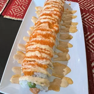SR6. Spicy Salmon Roll