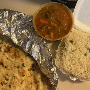 Vegetable Jalfrezi Garlic Nan Rice