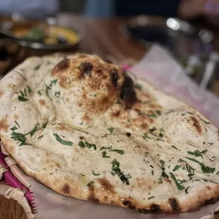 Garlic naan