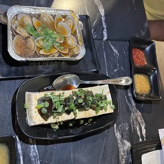 3. Garlic Clam with Vermicelli