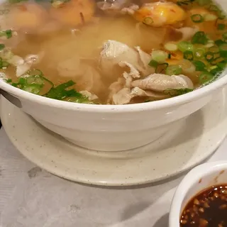 Combination Rice Noodle Soup