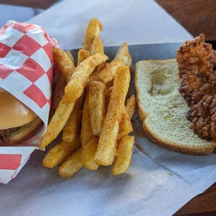Khan's Hot Chicken