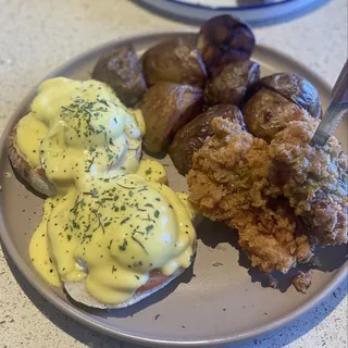 Fried Chicken Benedict