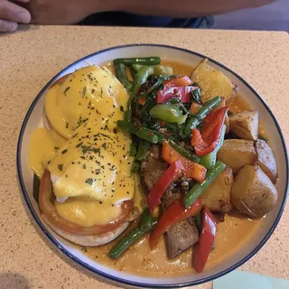 Ka-Pow Short Rib Benedict