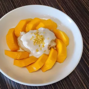Mango sticky rice