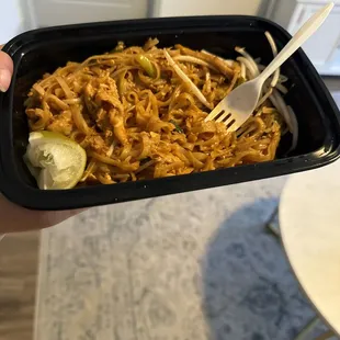 Pad Thai with chicken