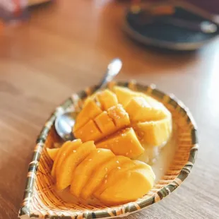 Mango Sticky Rice()
