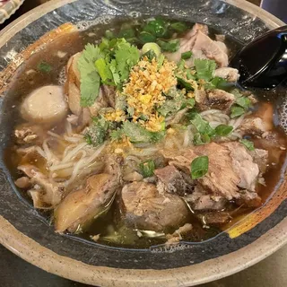 Stew pork Noodle soup