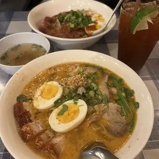7.2 Ba-Mhee Tom-Yum Naam