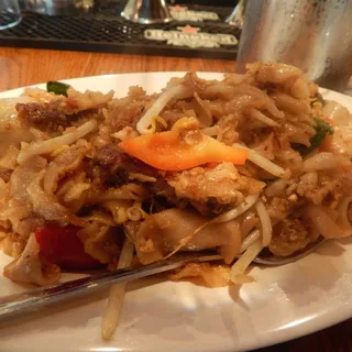 62. Pad Kee Mao with Beef