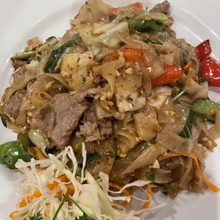 Drunken Noodles w/ Beef