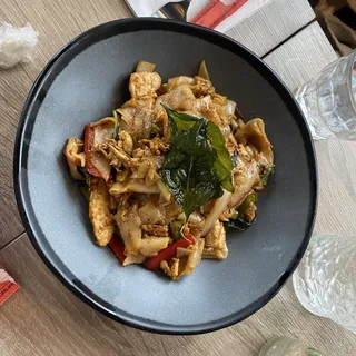 (L) Drunken Noodles (V)