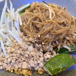 Pad Thai (G)(P) S 6 Serving