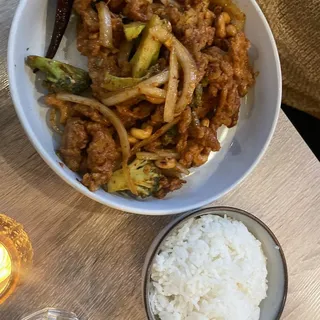 Crispy Chicken With Cashew Nuts (N)