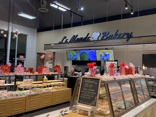 World Fresh International Market