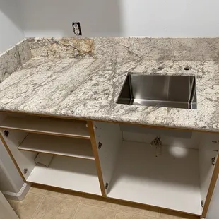 KHL Kitchen Cabinet & Granite
