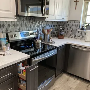 Kitchen stove and microwave