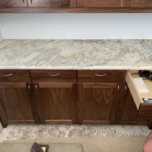 TV Room counter with Portland Gold Granite