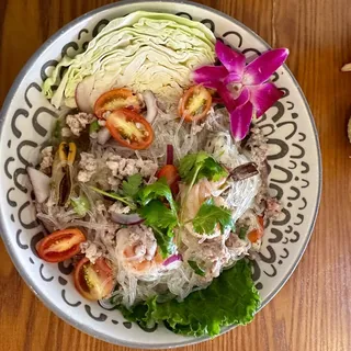 Woonsen Seafood Salad