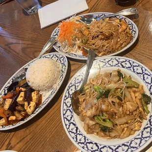 Clockwise Eggplant w/tofu, pad Thai, Pad see Ew