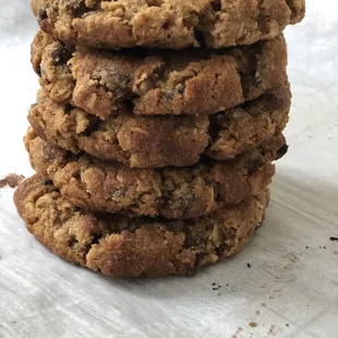 The best oatmeal chocolate chip cookies you will ever taste!