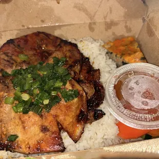 food, chicken wings and fried chicken
