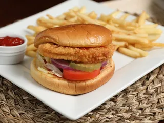 Halal Bitez gyro & kabob